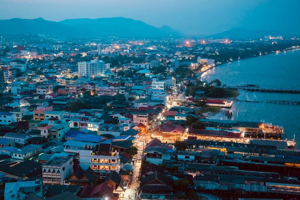 best areas to stay Hua Hin main town Thailand